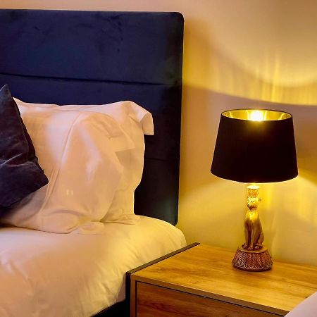 Kist Accommodates - Stylish Headingley Apartment - Parking - 500 Mps Wifi Meanwood Exterior foto