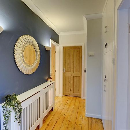 Kist Accommodates - Stylish Headingley Apartment - Parking - 500 Mps Wifi Meanwood Exterior foto