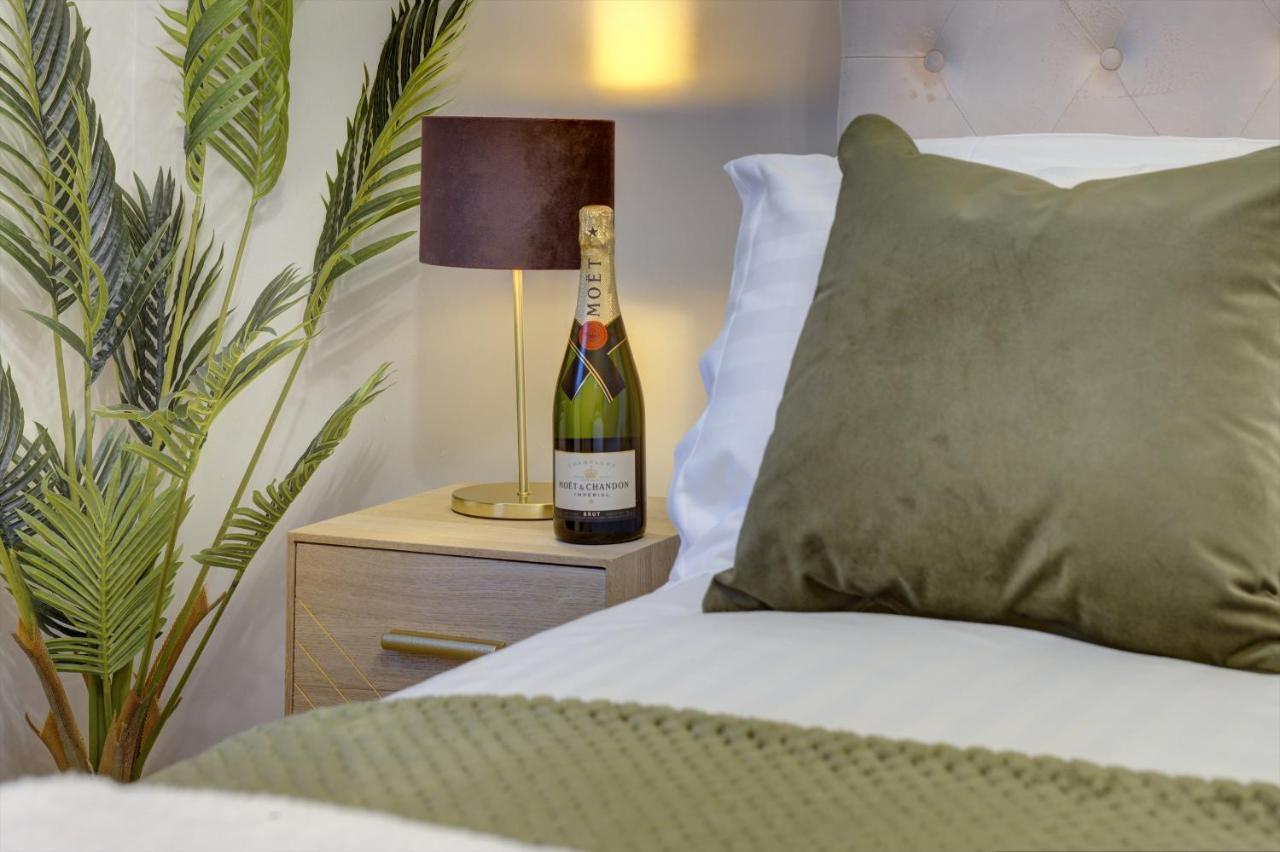 Kist Accommodates - Stylish Headingley Apartment - Parking - 500 Mps Wifi Meanwood Exterior foto